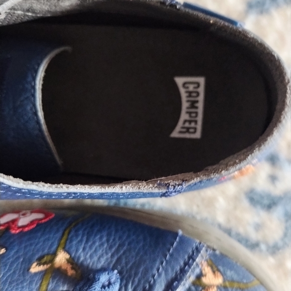 Brand New Camper Blue Leather Embroidered Flats 38 - Picture 5 of 6